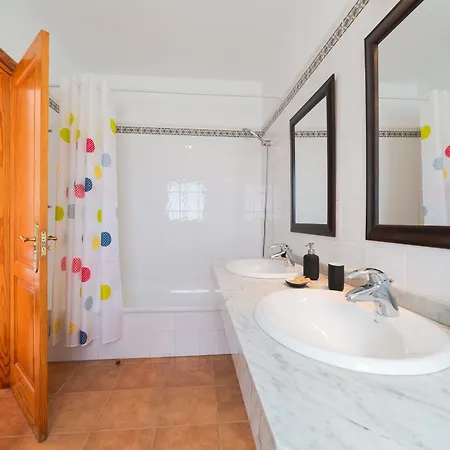 Casa Cielo Azul * Playa Blanca